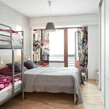 Seaside Downtown With Private Parking *