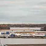 Seaside Downtown With Private Parking Helsinki