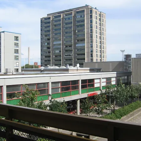 Seaside Downtown With Private Parking Apartamento Helsínquia